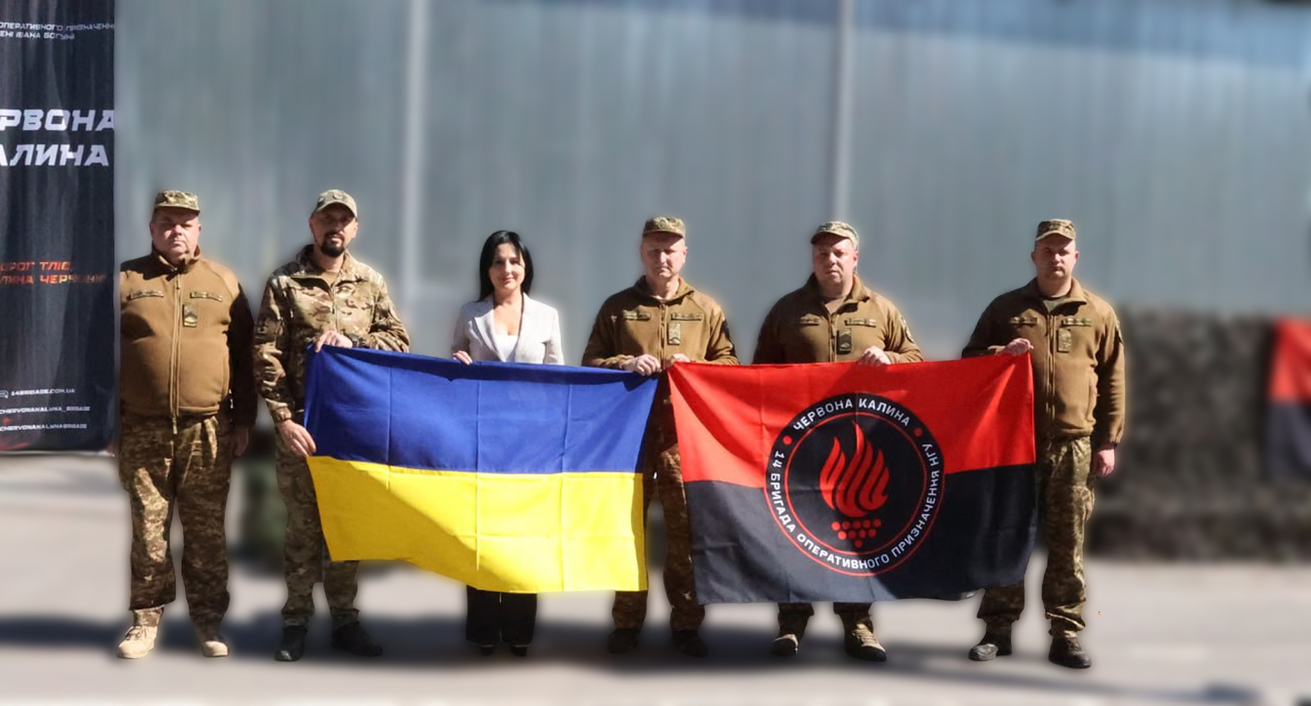 Техніка, яка тримає зв’язок: «Червона Калина» отримала необхідне обладнання для роботи на передовій